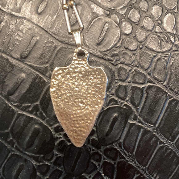 Silver gold toned arrowhead design - Picture 2 of 3